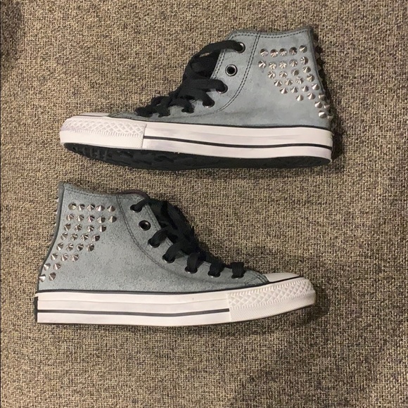 Converse hi top leather studded sneakers - sz 6 NEW - Picture 2 of 4